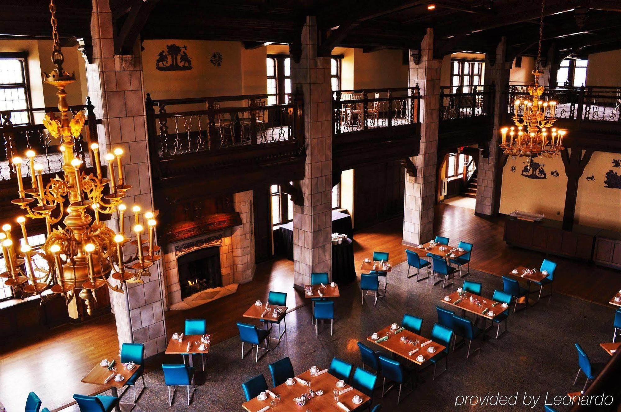 The Tudor Arms Hotel Cleveland - A Doubletree By Hilton Zewnętrze zdjęcie